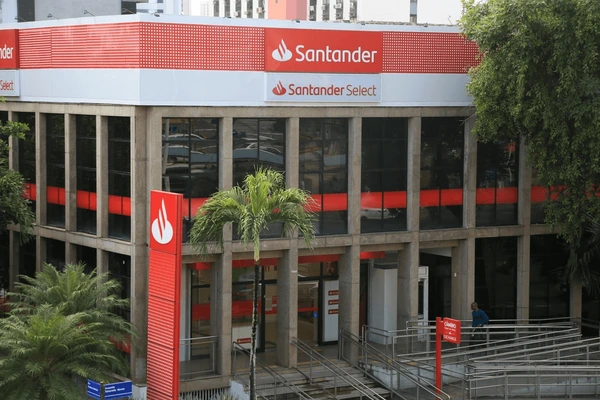 Santander Credit Cards: Flexible Spending Made Easy